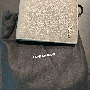 Saint Laurent Beige Leather wallet